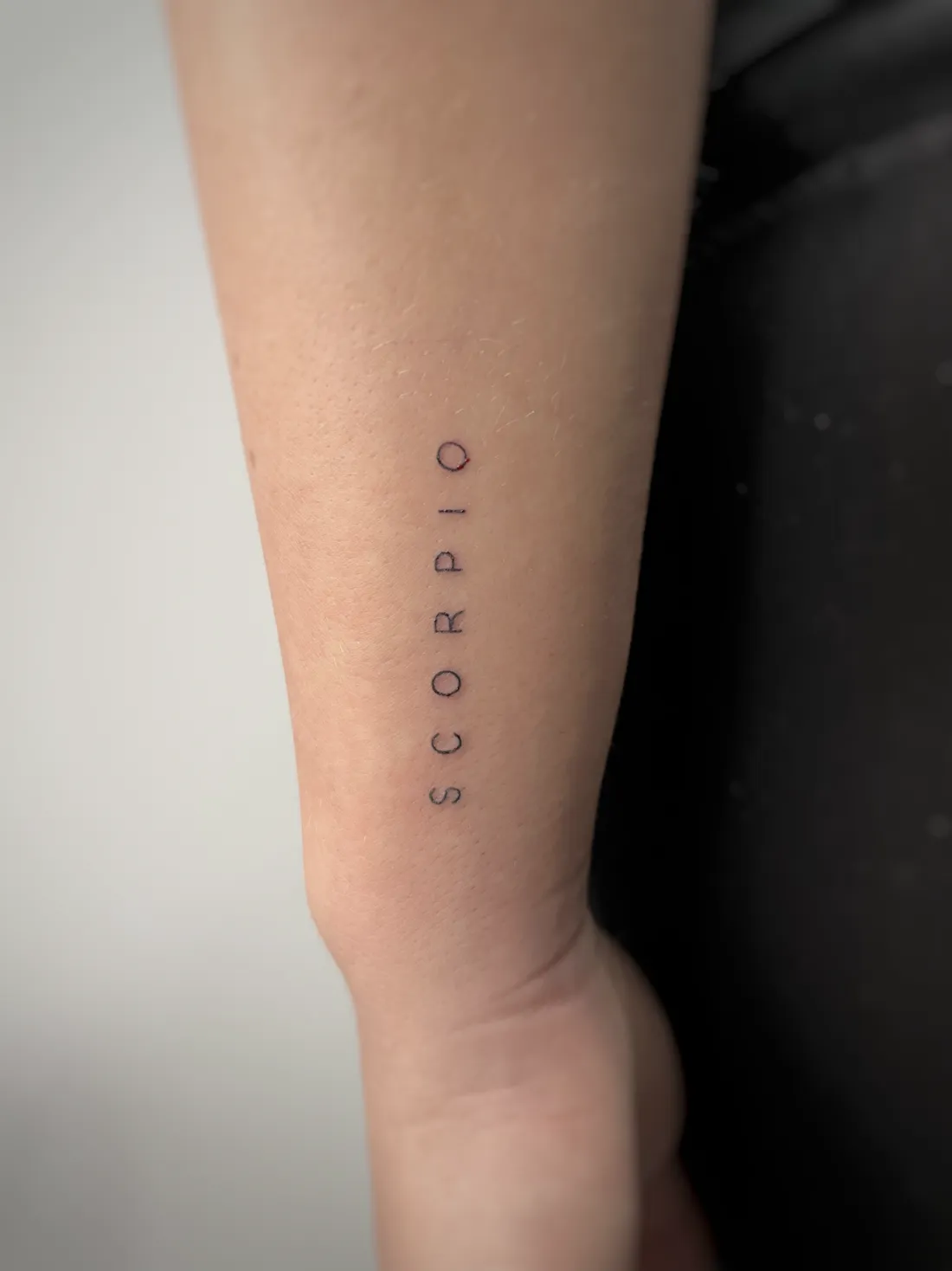 Fine Line — Fine Line Tattoo von Alexander