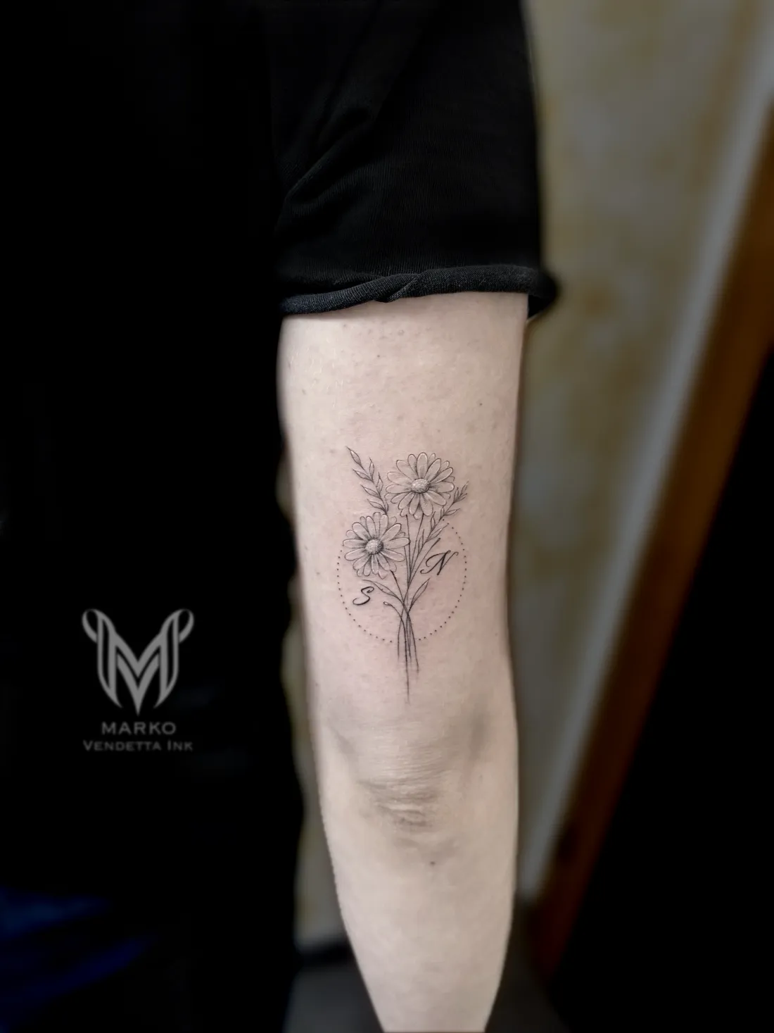 Fine Line — Fine Line Tattoo von Marko